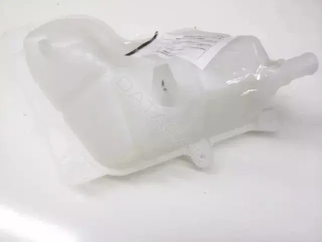 Расширительный бачок VAG 8D0121403L