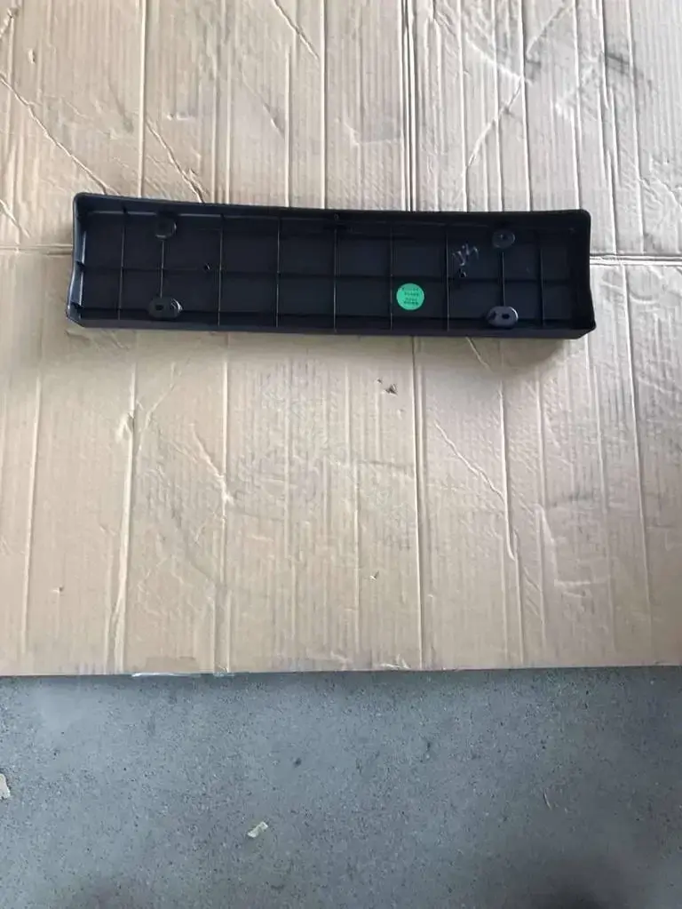 Кронштейн номера GEELY 6010014900661