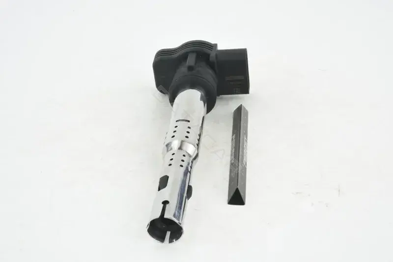 Катушка зажигания FEBEST 23640-001