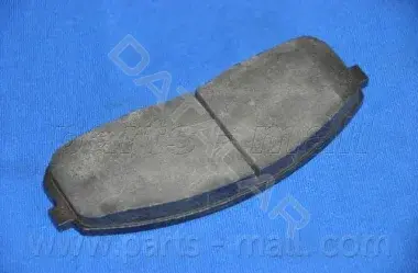 Тормозные колодки PARTS-MALL PKA-020