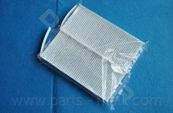 Фильтр салонный PARTS-MALL PMA-010
