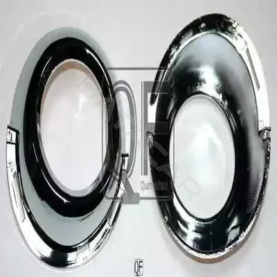 Решетка противотуманной фары QUATTRO FRENI QF04J00029