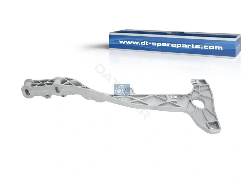Кронштейн-направляющая бампера DT Spare Parts 4.71198