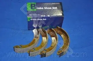 Барабанные колодки PARTS-MALL PLA-006