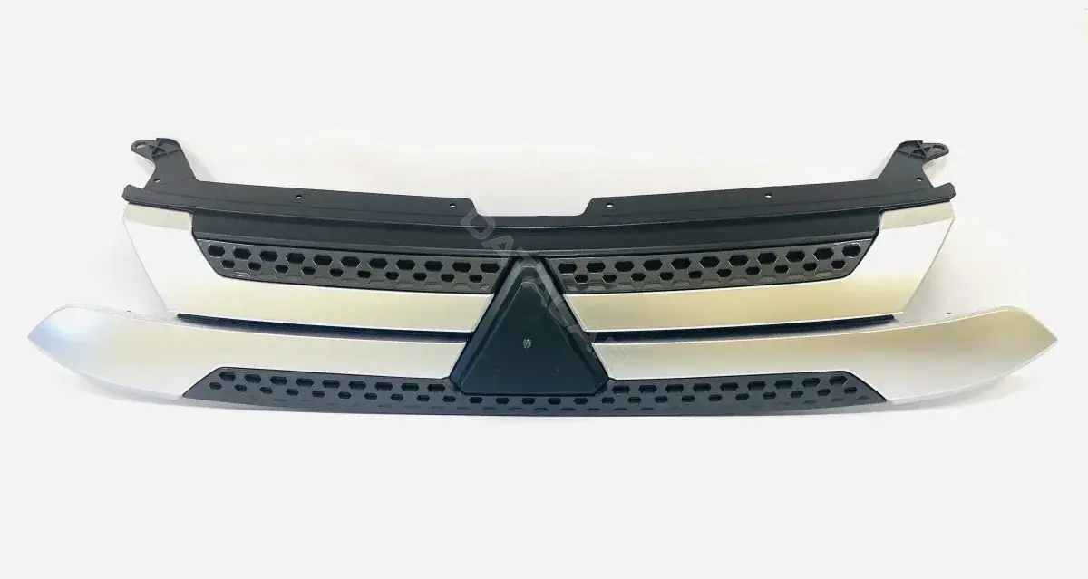 Решетка радиатора UKORAUTO U0517102