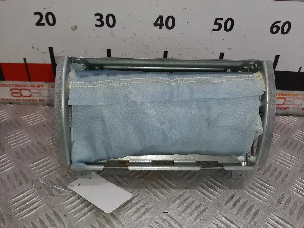 Подушка безопасности MR740648