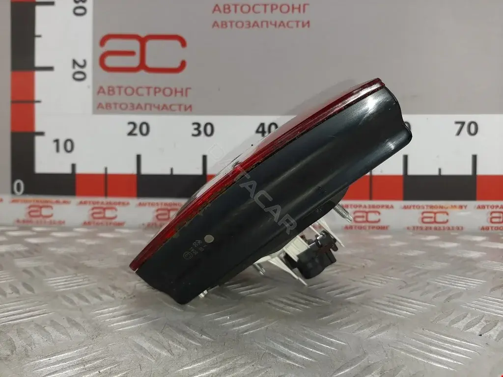 Задние фонари 1K5945094, 1K5945094H, 2NE983170041