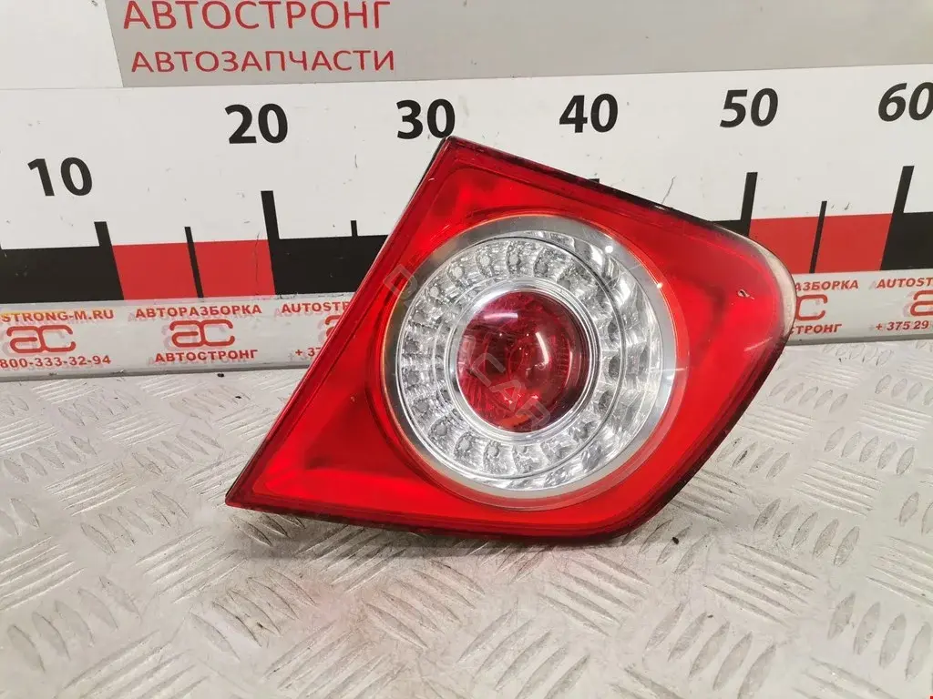 Задние фонари 1K5945094, 1K5945094H, 2NE983170041
