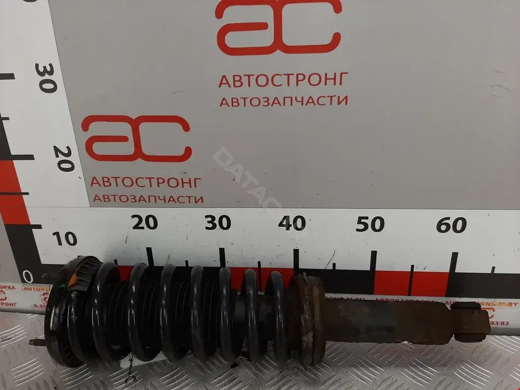 Стойка задняя 8X2318080AB