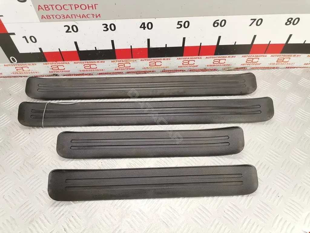 Накладка на порог 858731F000, 858741F000, 858831F000