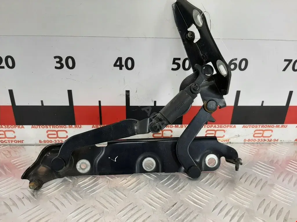 Петля крышки багажника C2Z12578, C2Z18290, C2Z4150