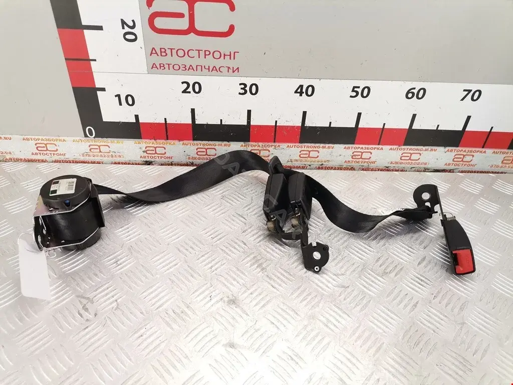Ремень безопасности 3T0857807