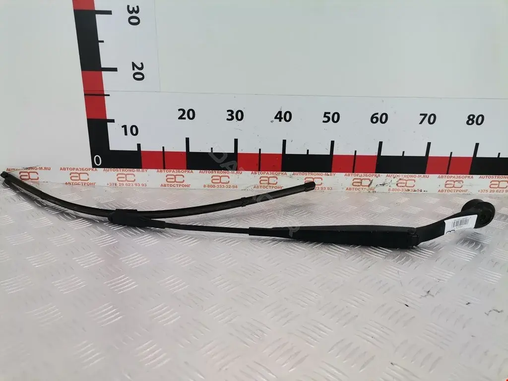 Рычаг стеклоочистителя 17B589AC, DS7Z17526A