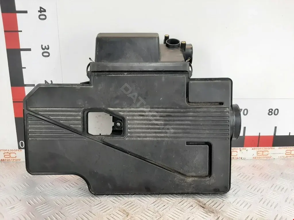 Корпус воздушного фильтра 1370079J00, 79JA01