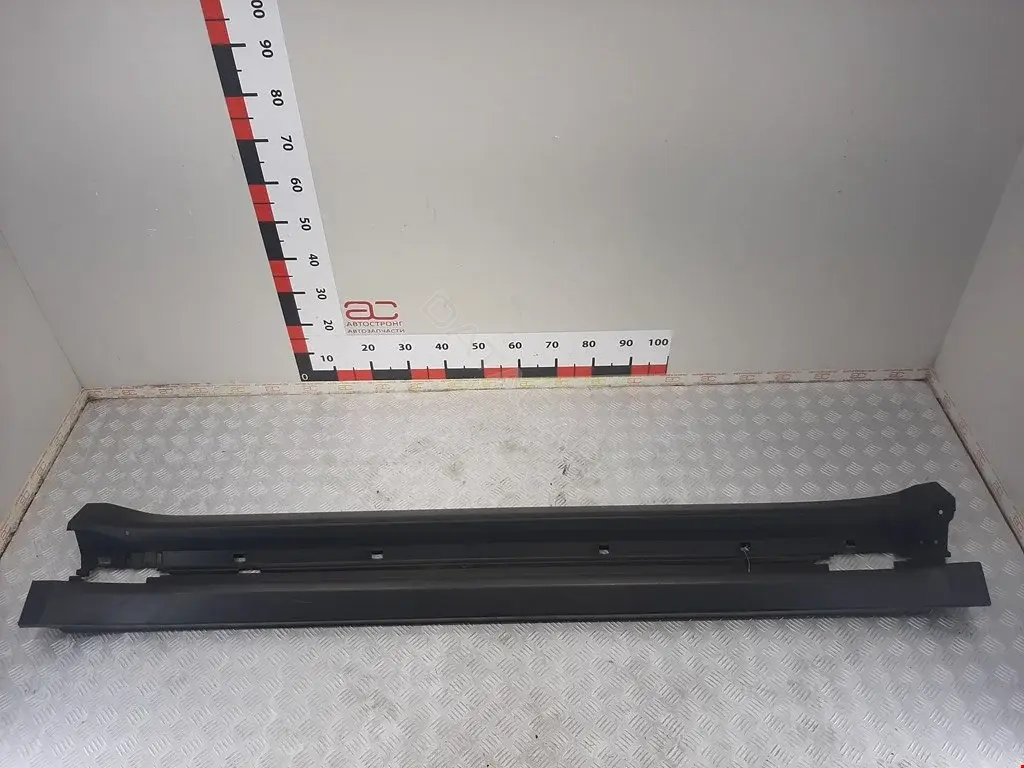 Накладка на порог 91112AJ170