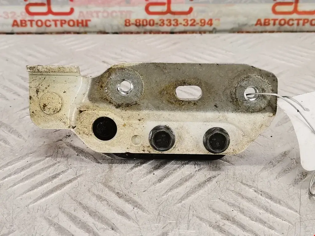 Ролик двери сдвижной 82400JX00A