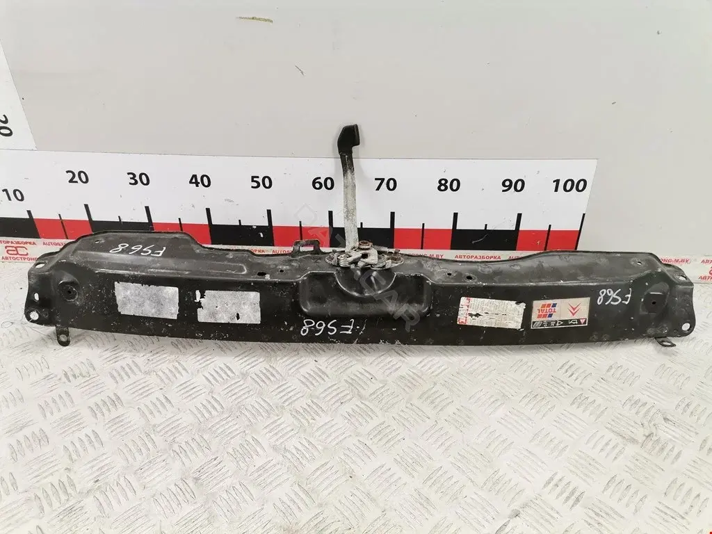 Рамка капота 7106A9