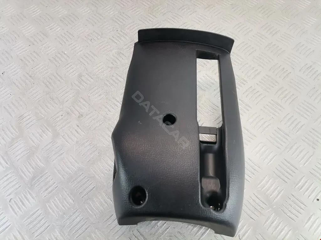 Кожух рулевой колонки GJ6A6021XC, GJ6A60231