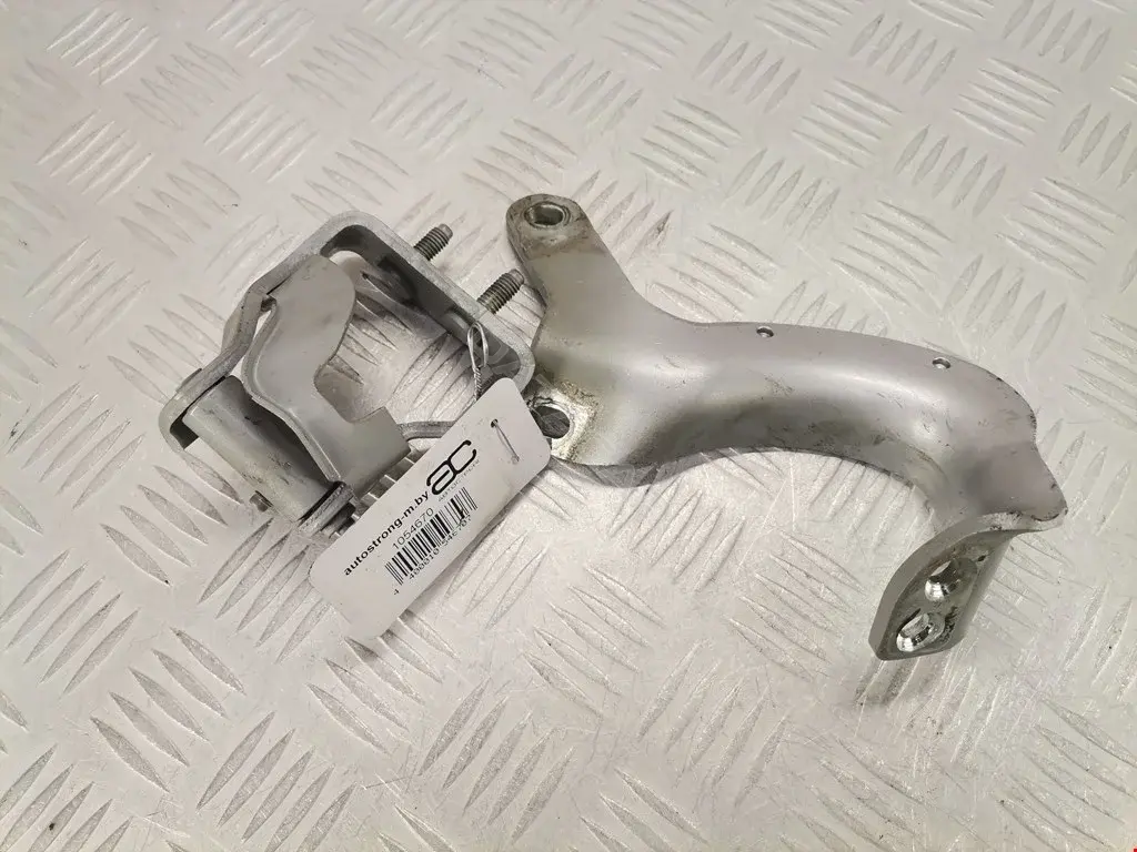 Петля крышки багажника 4L0827299C
