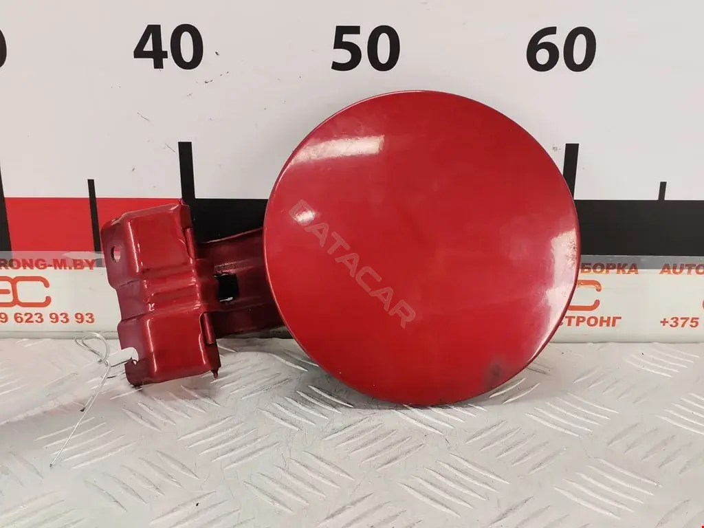 Крышка лючка топливного бака 5940A088