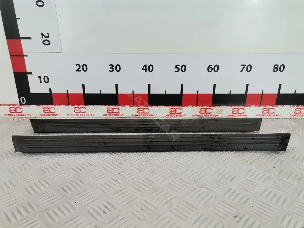 Накладка на порог 1124026
