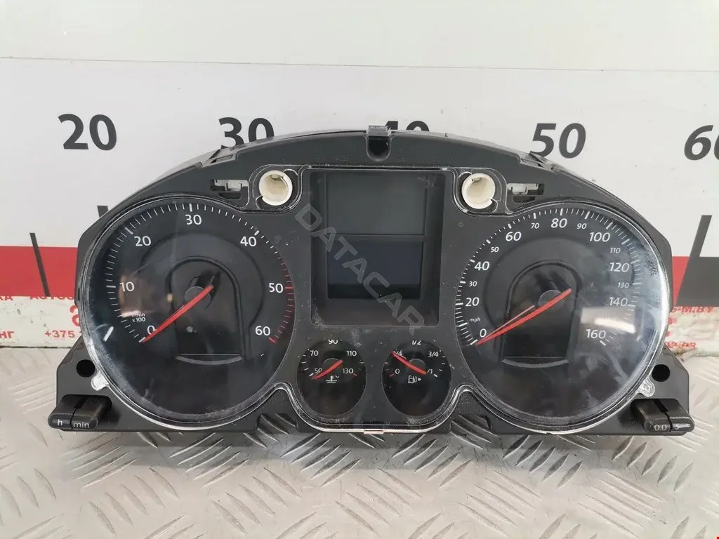 Панель приборов 3C0920960HX, A2C53145550