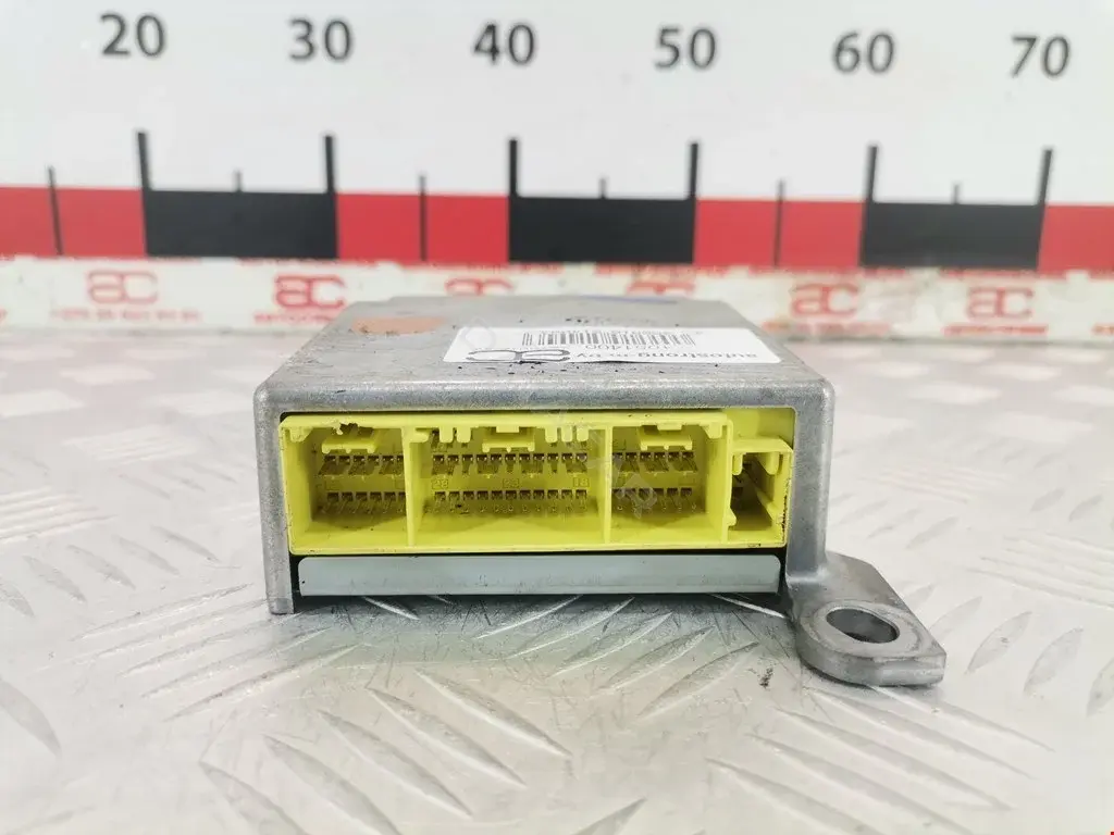 Блок управления подушками безопасности K8820JD000