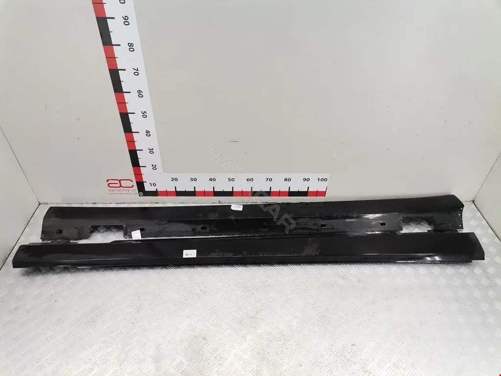 Накладка на порог A2126980054