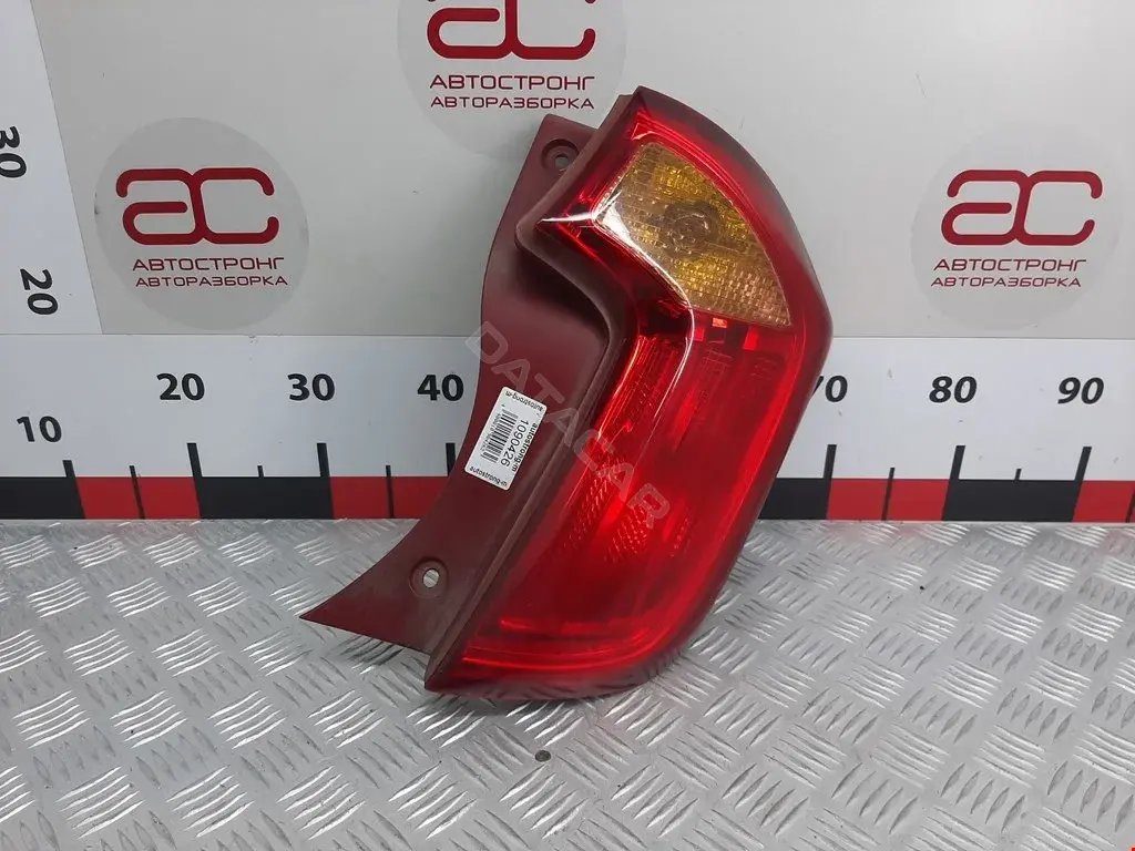Задние фонари 924021Y010