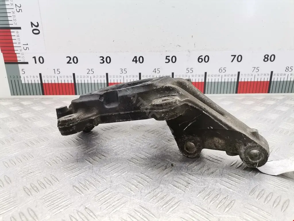 Поворотный кулак BB533K170A