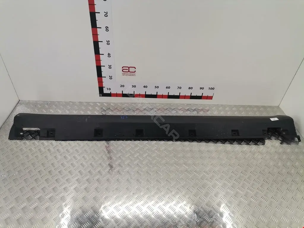 Накладка на порог A1646900940