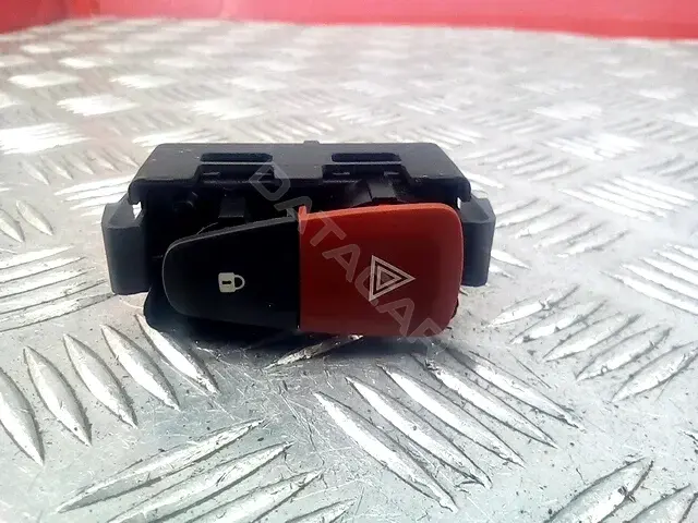 Кнопка аварийки 23645, 252100001R, 252100004R