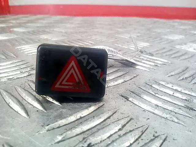 Кнопка аварийки 0916290, 115635, 115635001