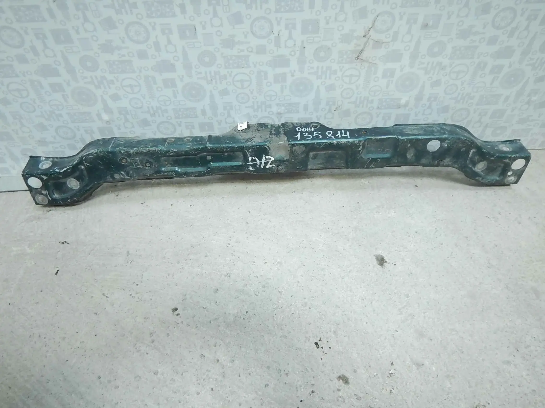 Рамка капота 0K01F52130A