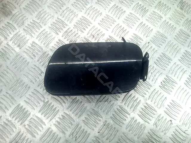 Крышка лючка топливного бака 7L6809905B