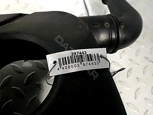 Корпус воздушного фильтра 030129607AT