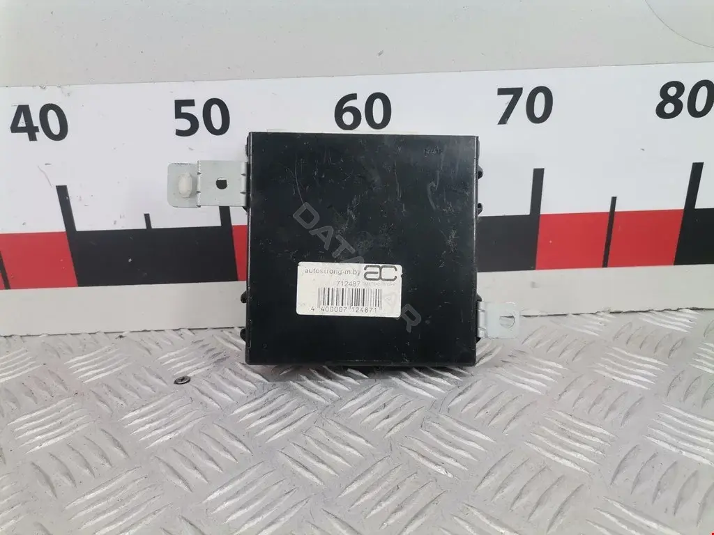 Блок управления двери 623079-000, 8922250150