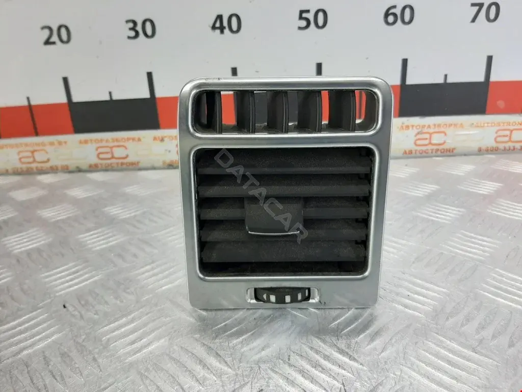Дефлектор обдува салона JBD500260