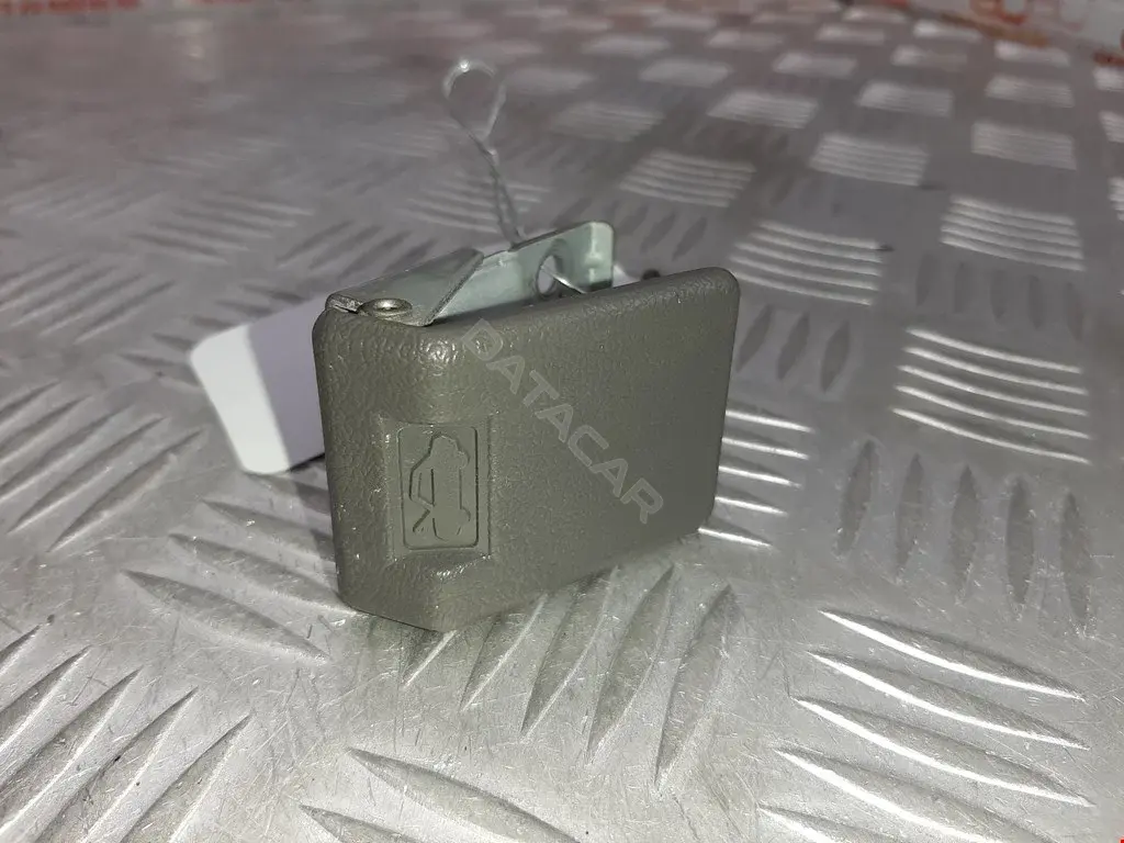 Ручка открывания капота MR640201