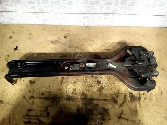 Рамка капота 5L3Z16864AA