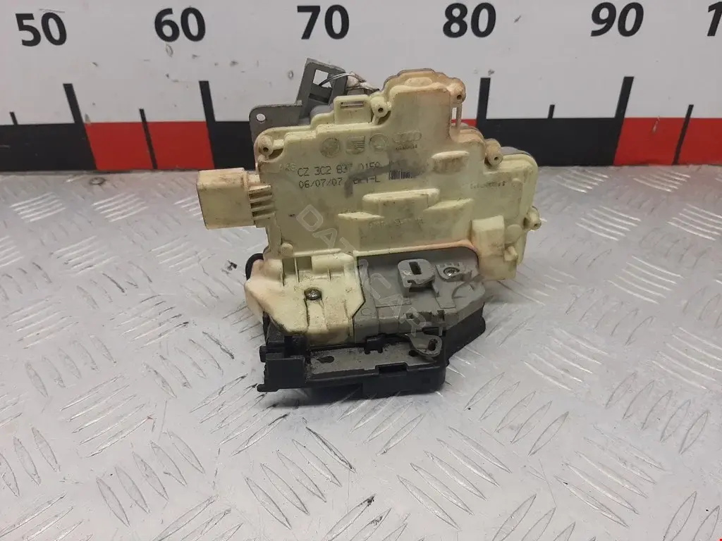 Замок двери 3C2837015A