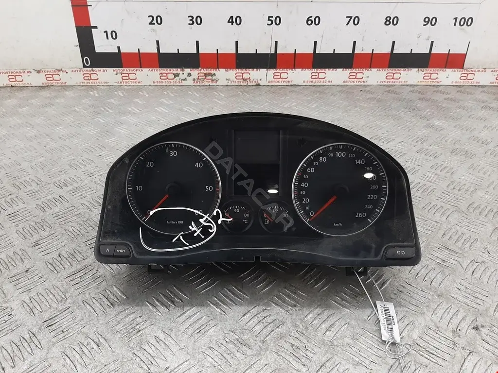 Панель приборов 1K0920861M, VP8V1F10849HC