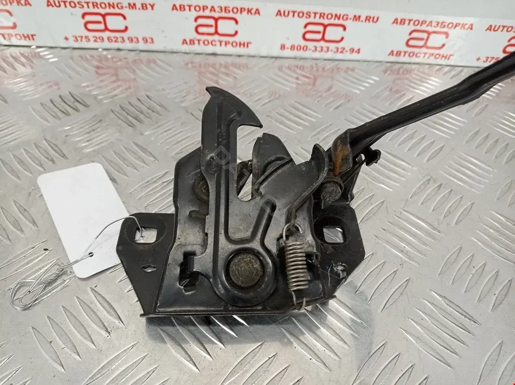 Замок капота 04675780AD