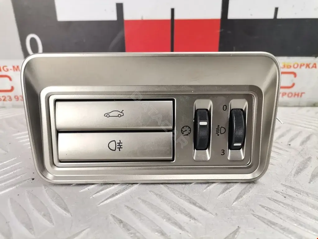 Блок кнопок 03037000, 8X2311654BC