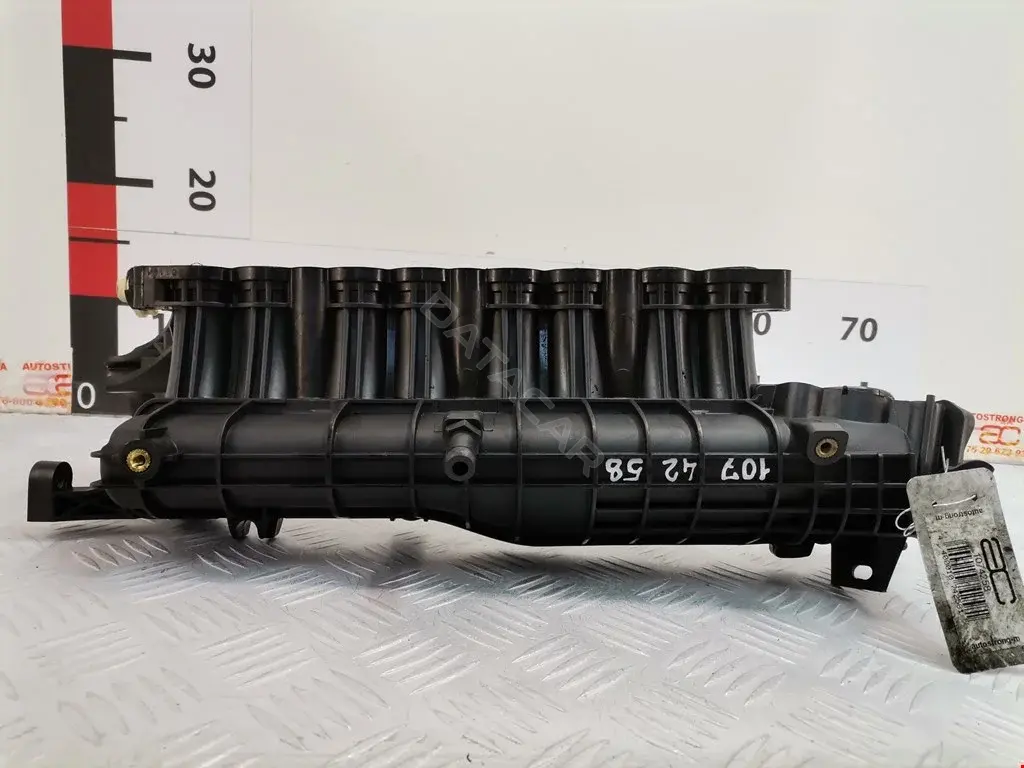 Коллектор впускной 283102A802