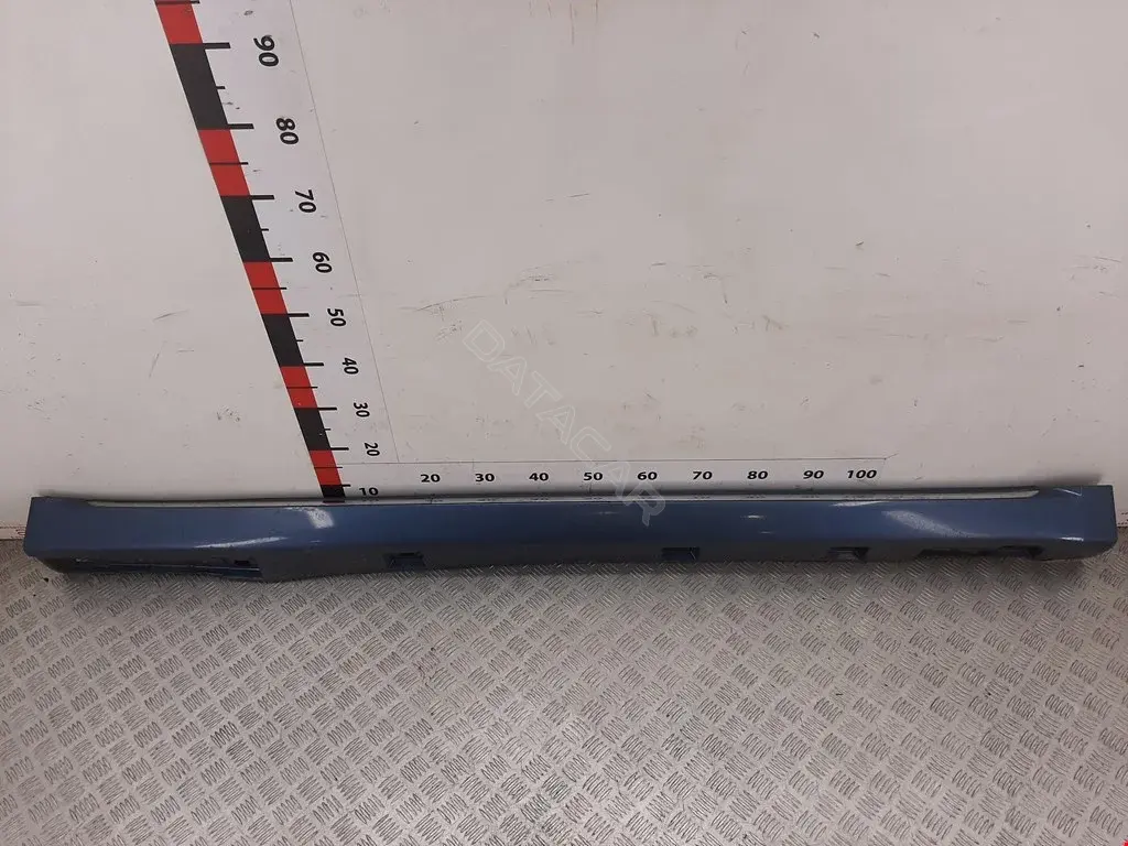 Накладка на порог 96051AG060BE