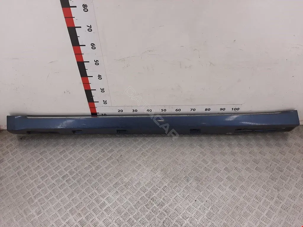 Накладка на порог 96051AG070BE