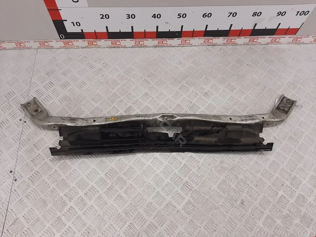 Рамка капота 5103398AC