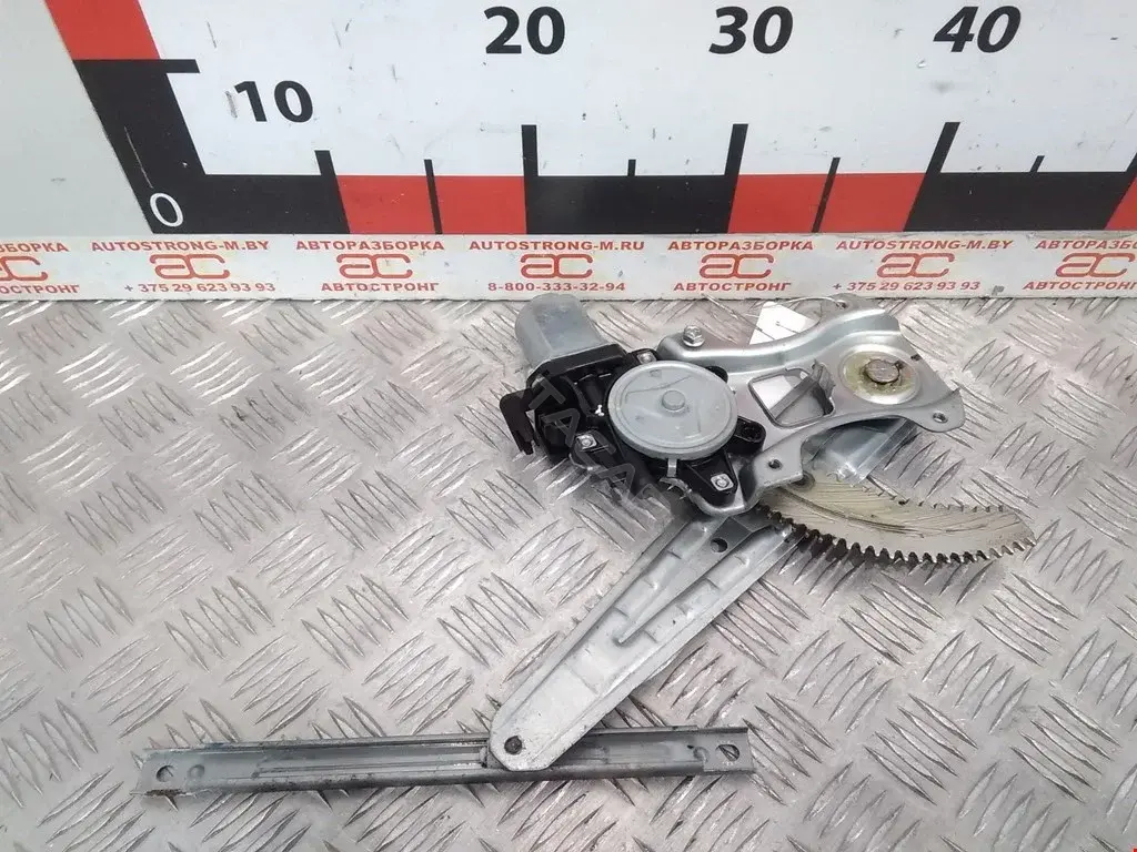 Стеклоподъемник 82721EE00B, A765754100