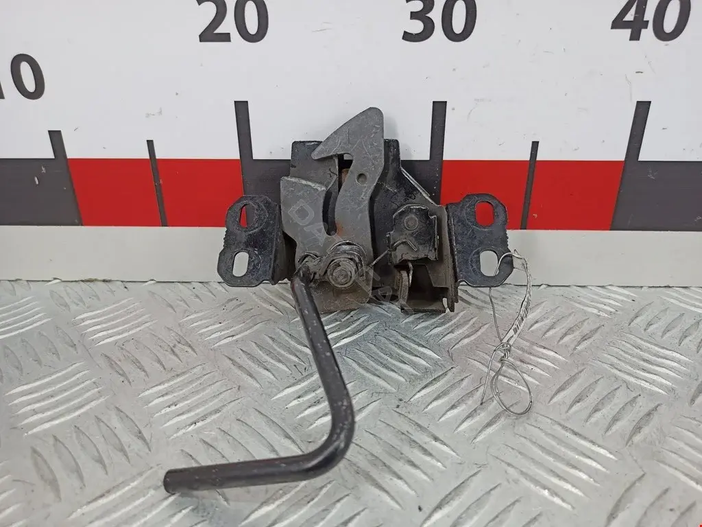 Замок капота A1688800160